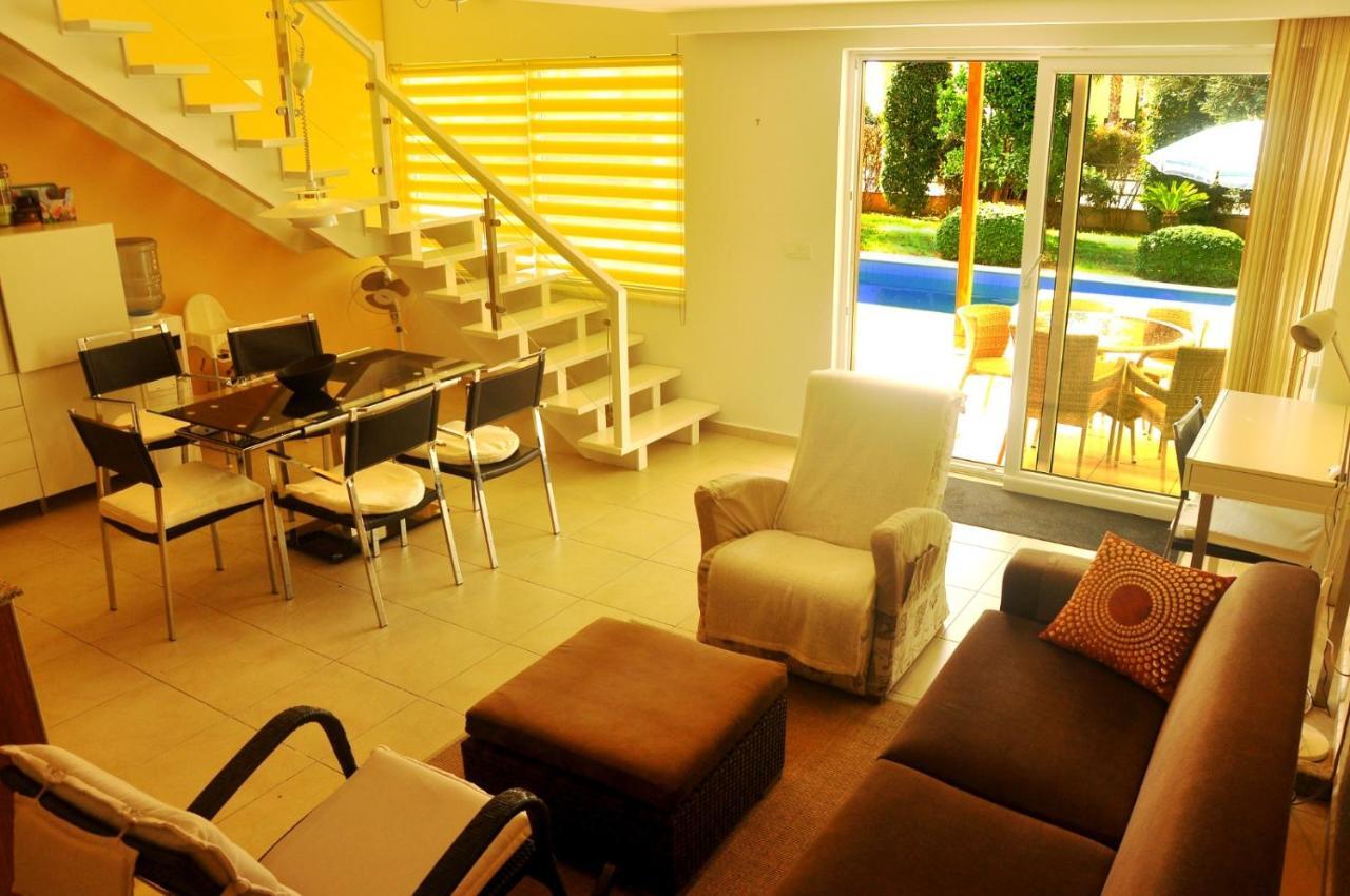 Babylon Luxury Villa With Private Pool And Indoor Heated Pool Side Exterior foto