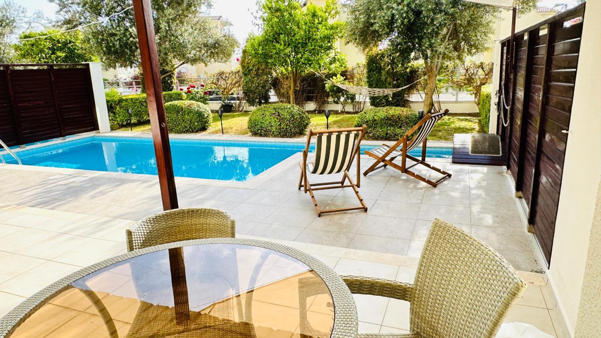 Babylon Luxury Villa With Private Pool And Indoor Heated Pool Side Exterior foto